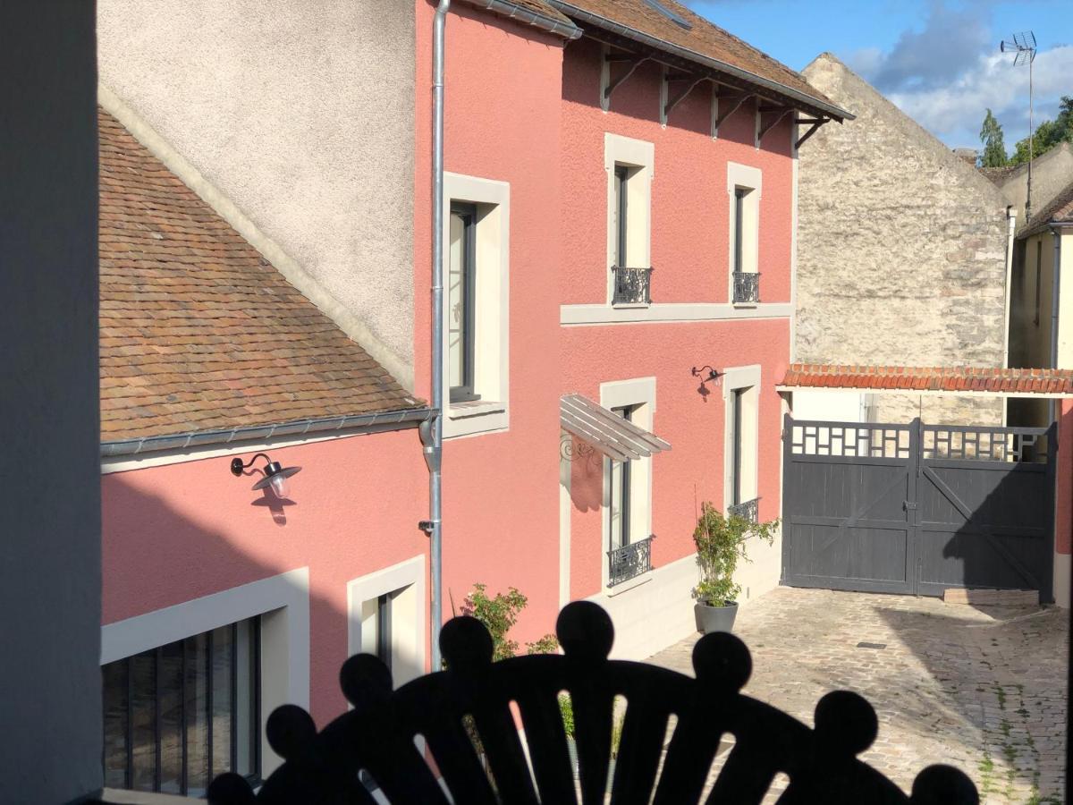 L'Escale Bellifontaine Hotell Ury Exteriör bild